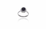 Anello con zaffiro e diamanti - Asta Preziosi Anello con zaffiro e diamanti - Asta Preziosi