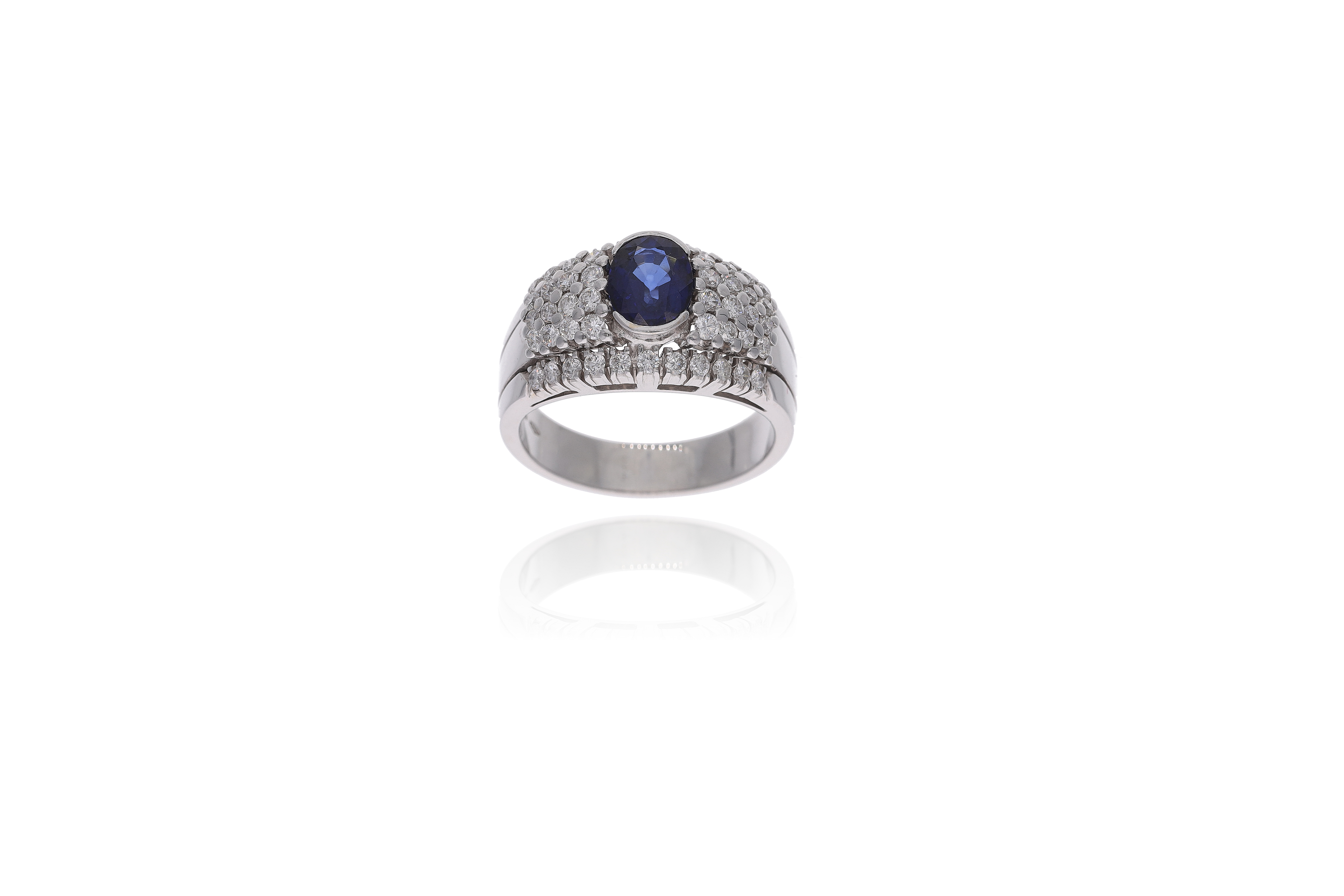 Anello con pietra e diamanti - Asta Preziosi