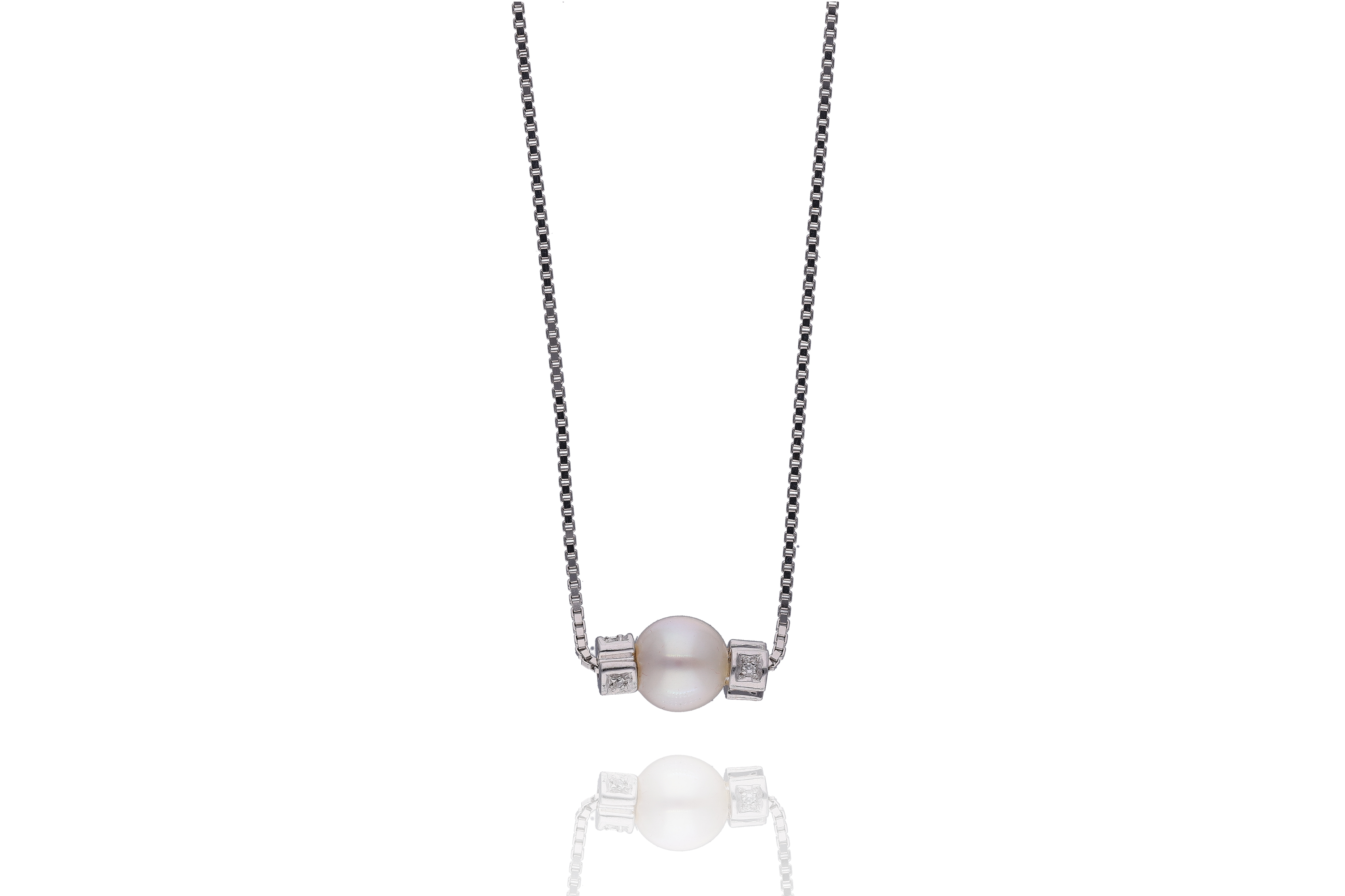 Collana con perla e diamanti - Asta Preziosi