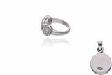 Anello con diamanti e ciondolo Giovepluvio - Asta Preziosi Anello con diamanti e ciondolo Giovepluvio - Asta Preziosi