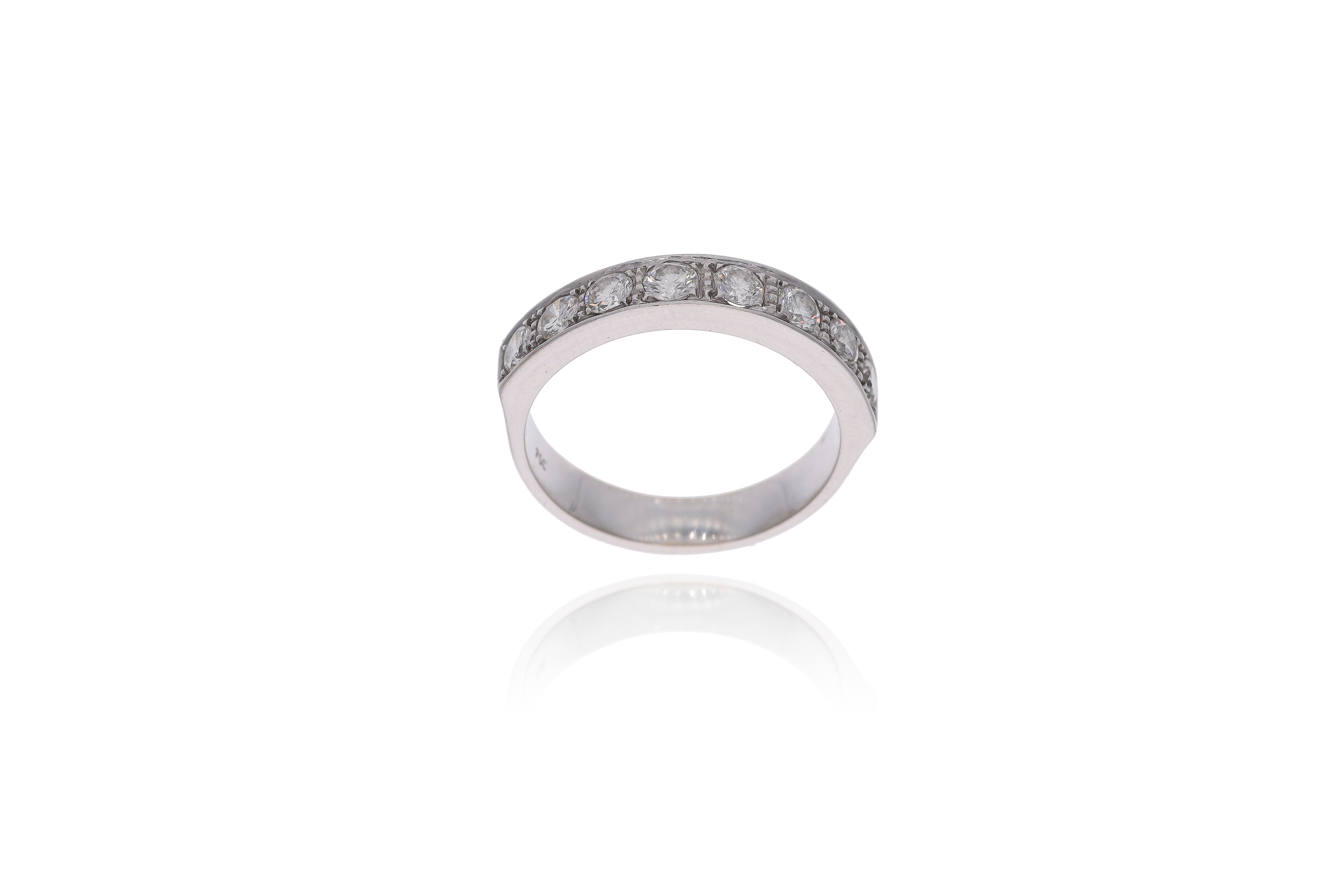 Anello con diamanti - Asta Preziosi