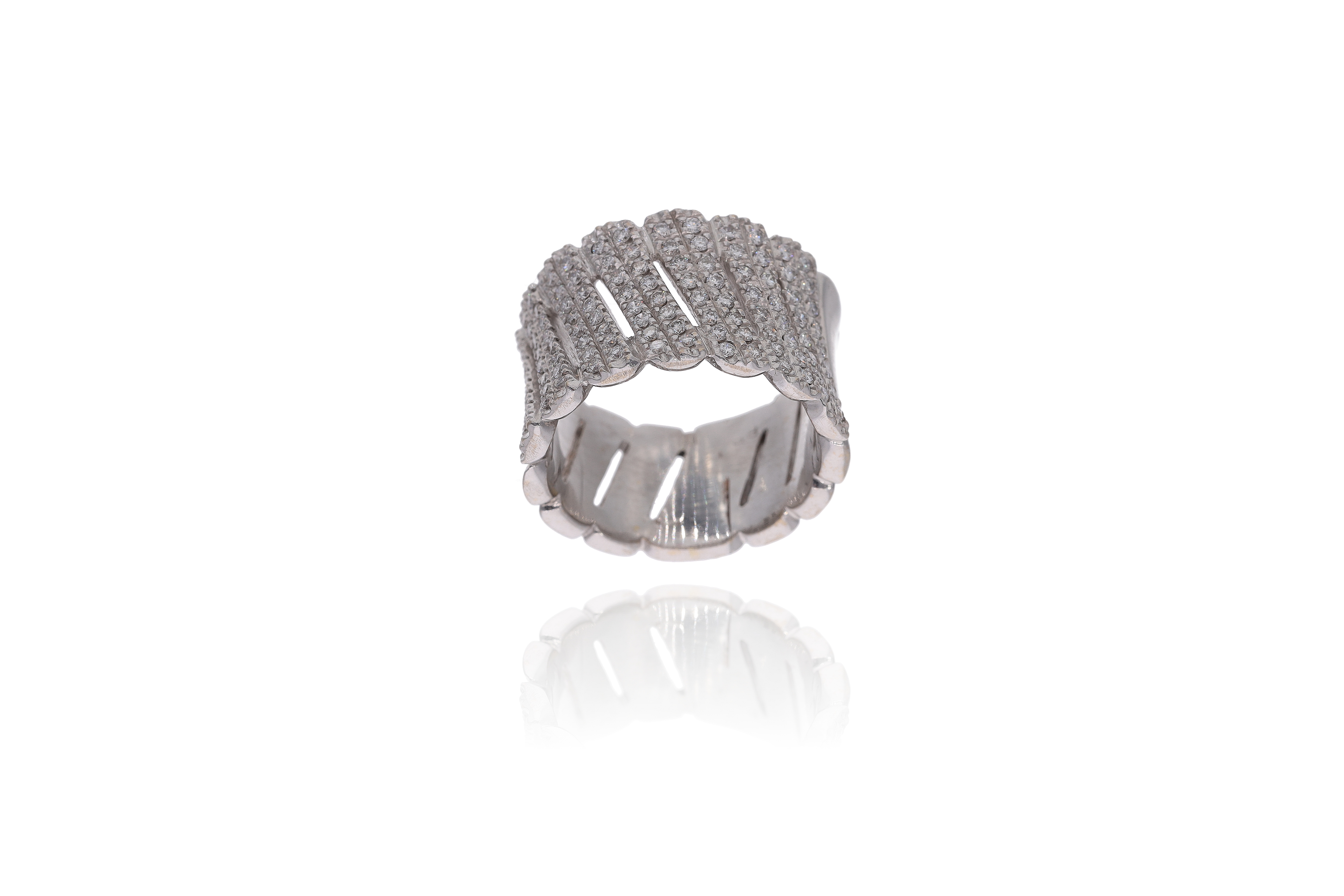 Anello con diamanti - Asta Preziosi
