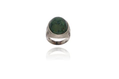 Anello con pietra e diamanti - Asta Preziosi Anello con pietra e diamanti - Asta Preziosi