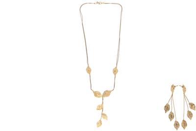 Parure composta da collana e paio di orecchini in oro - Asta Preziosi Parure composta da collana e paio di orecchini in oro - Asta Preziosi