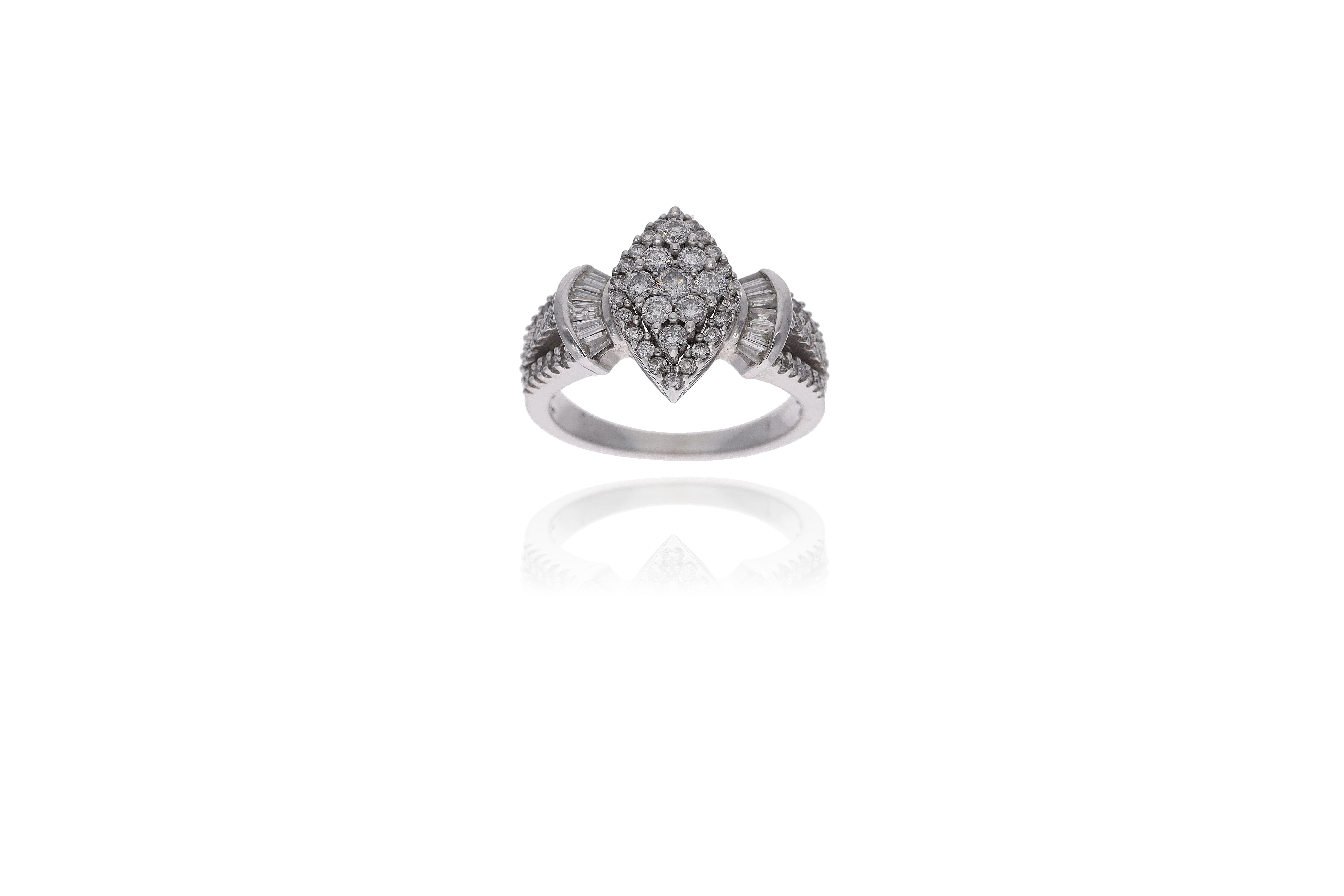 Anello con diamanti - Asta Preziosi