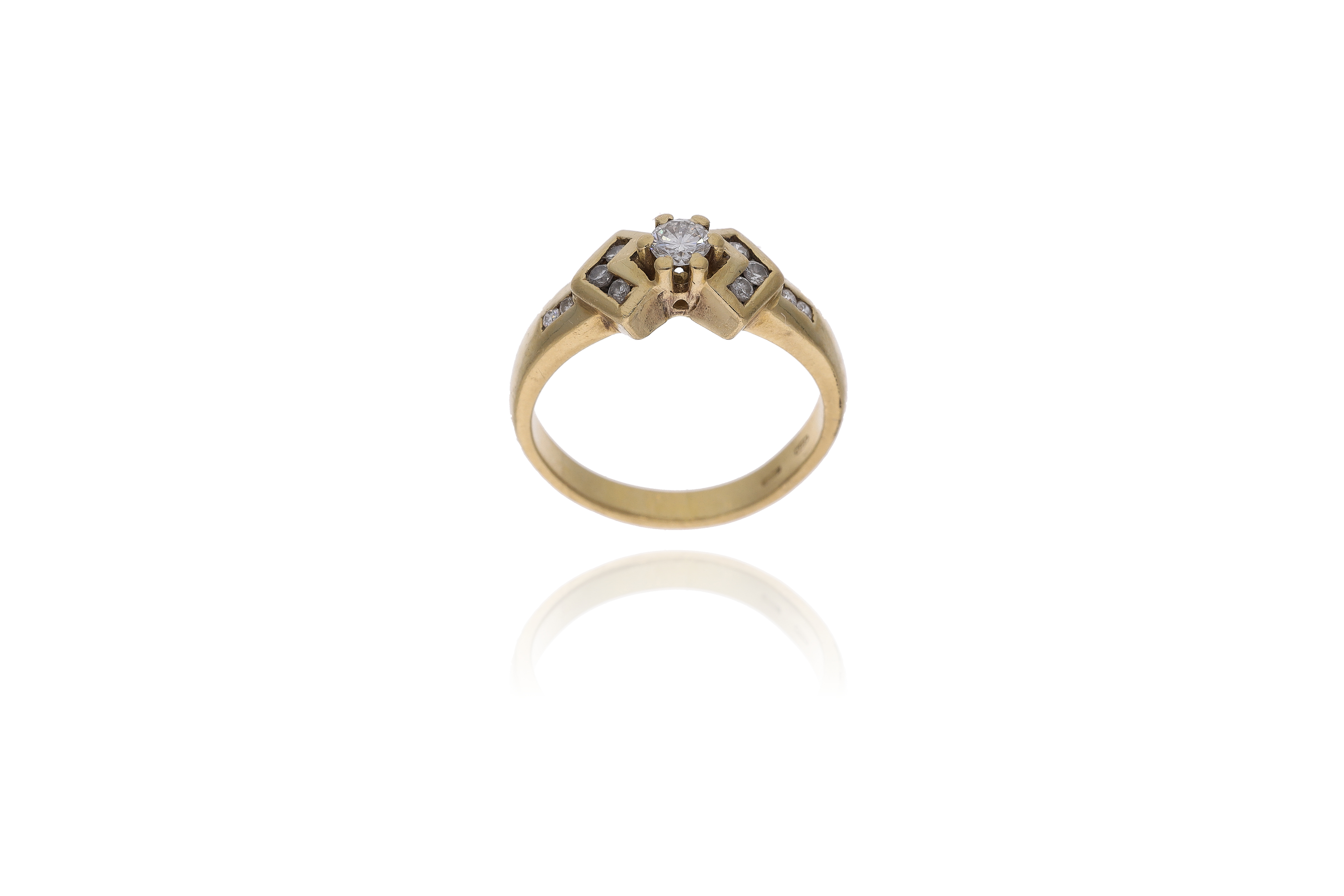 Anello con diamanti - Asta Preziosi