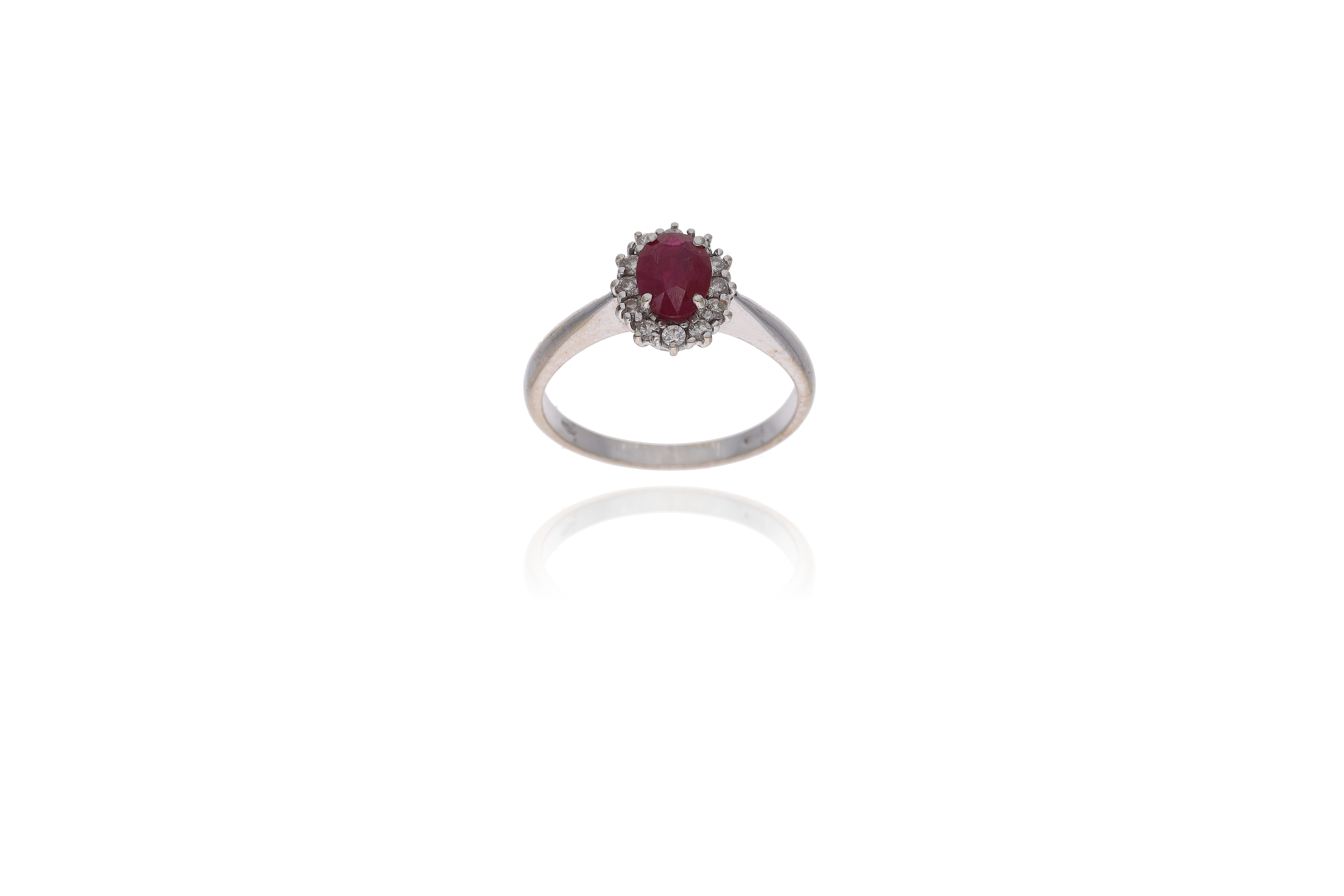 Anello con rubino e diamanti - Asta Preziosi