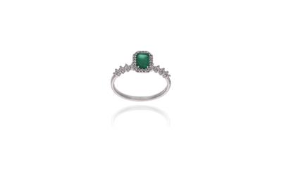 Recarlo, anello con smeraldo e diamanti - Asta Preziosi Recarlo, anello con smeraldo e diamanti - Asta Preziosi