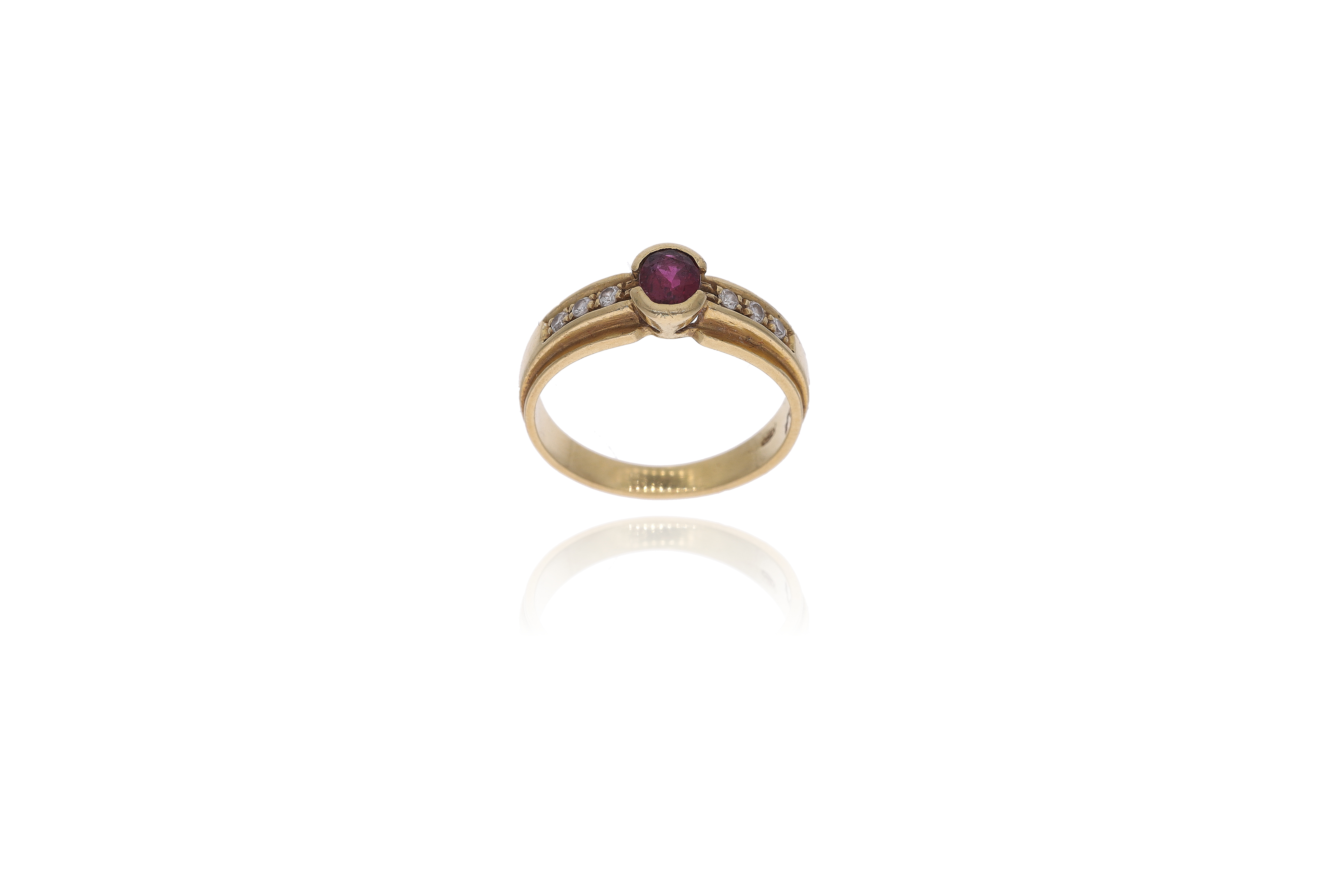 Anello con rubino e diamanti - Asta Preziosi