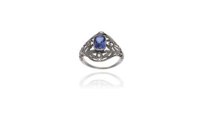 Anello con pietra blu e diamanti - Asta Preziosi Anello con pietra blu e diamanti - Asta Preziosi