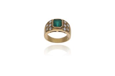 Anello con smeraldo e diamanti - Asta Preziosi Anello con smeraldo e diamanti - Asta Preziosi