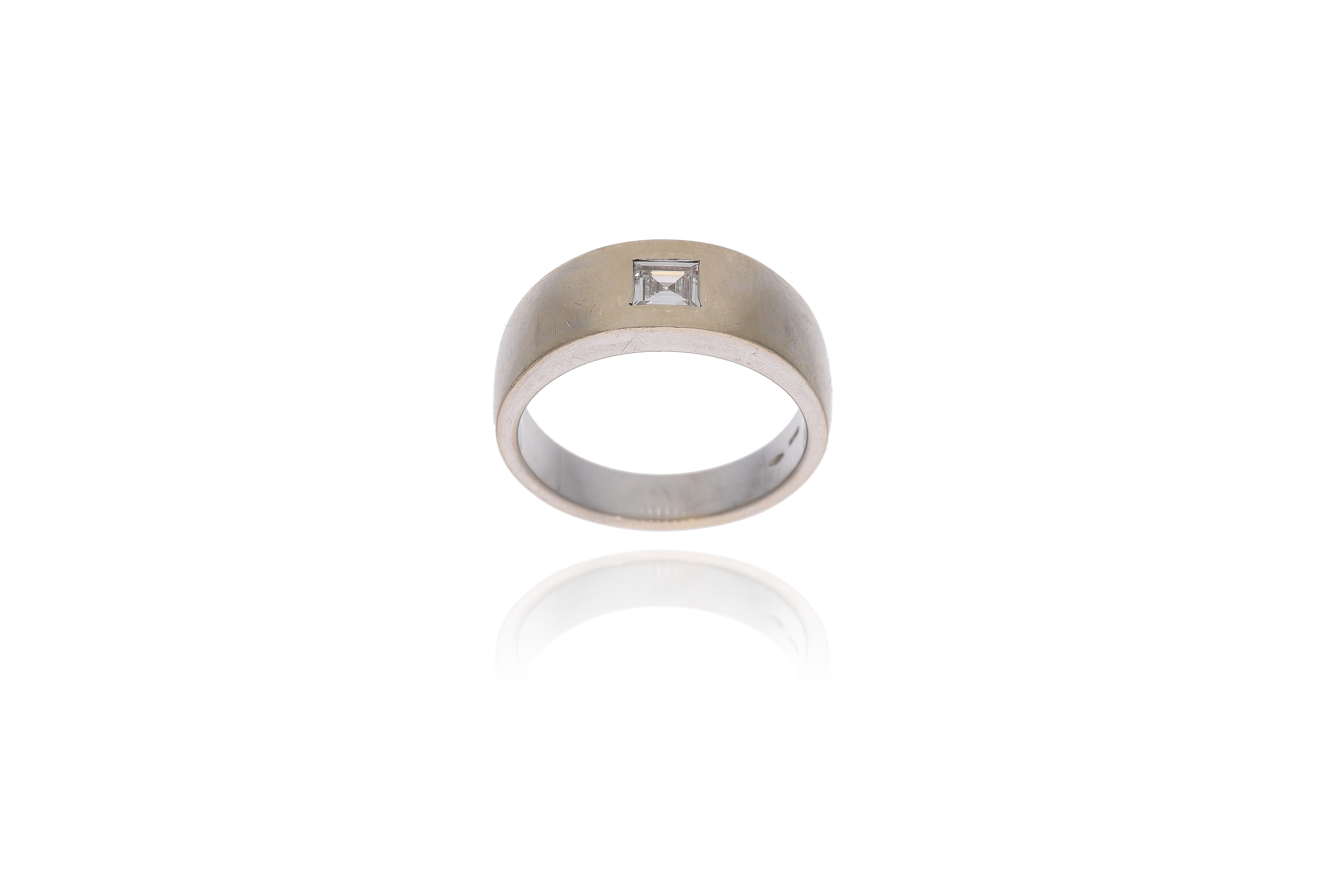 Anello con diamante - Asta Preziosi