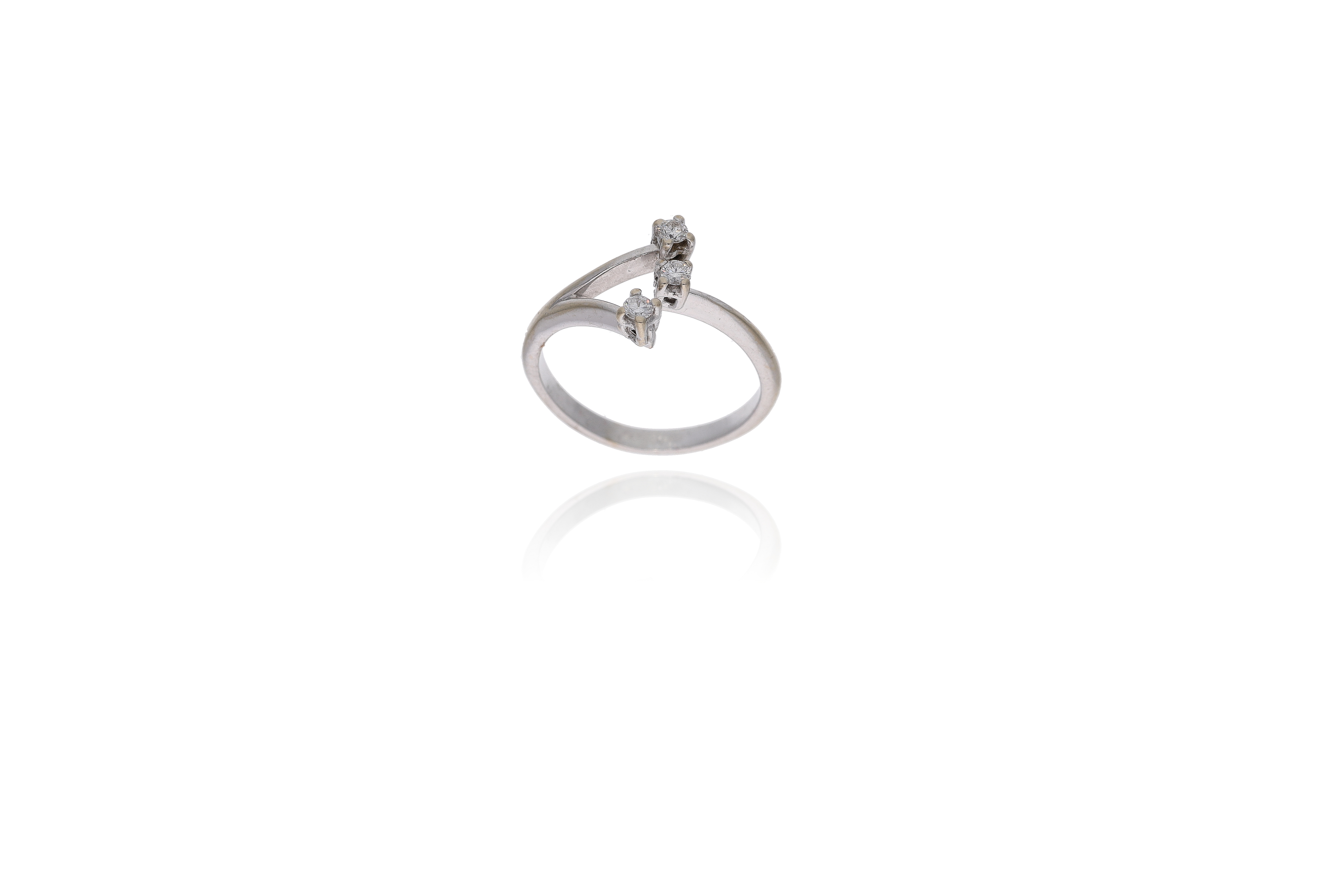 Anello con diamanti - Asta Preziosi