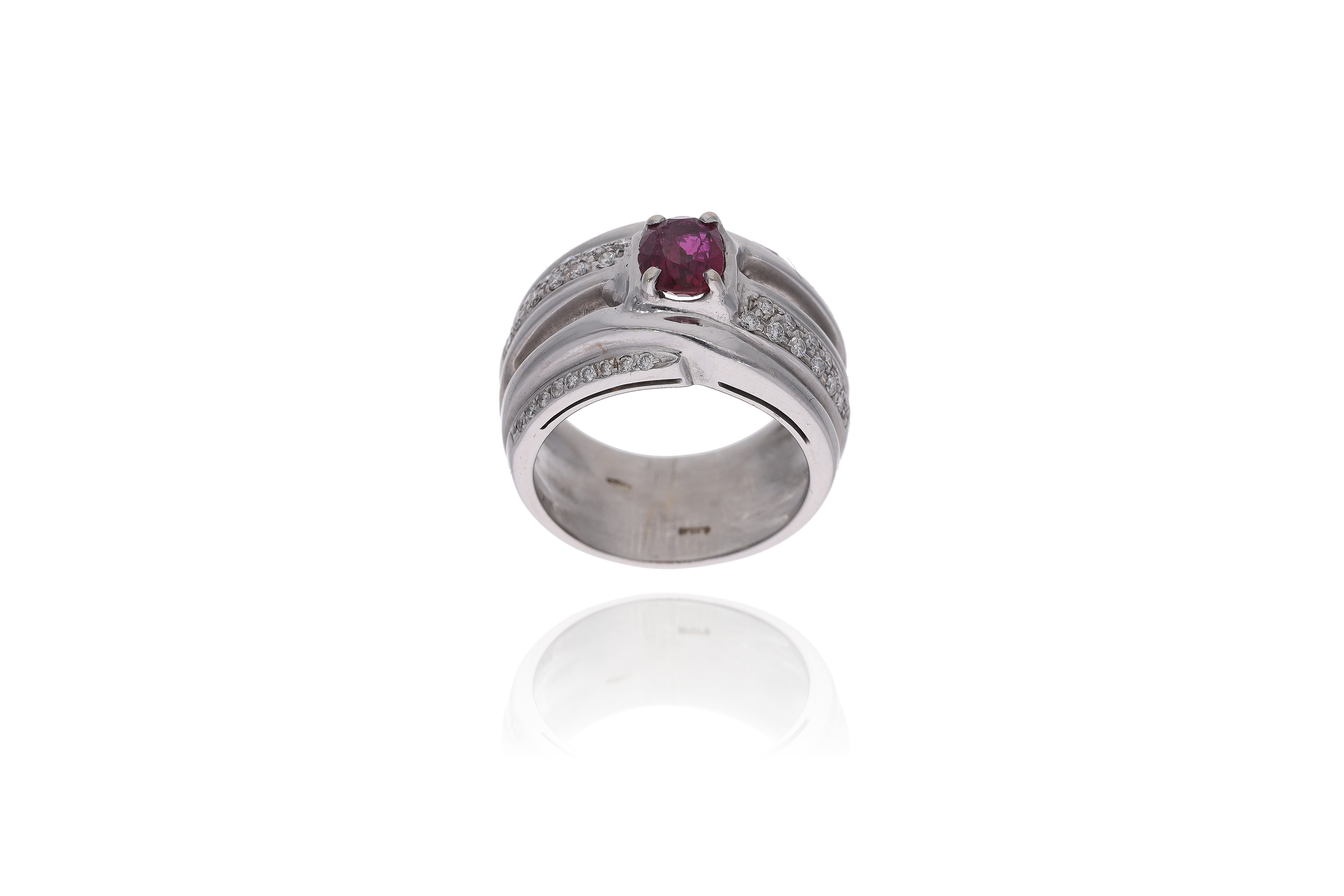 Anello con rubino e diamanti - Asta Preziosi