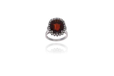 Anello con diamanti e quarzo - Asta Preziosi Anello con diamanti e quarzo - Asta Preziosi