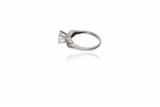 Anello con diamanti - Asta Preziosi Anello con diamanti - Asta Preziosi