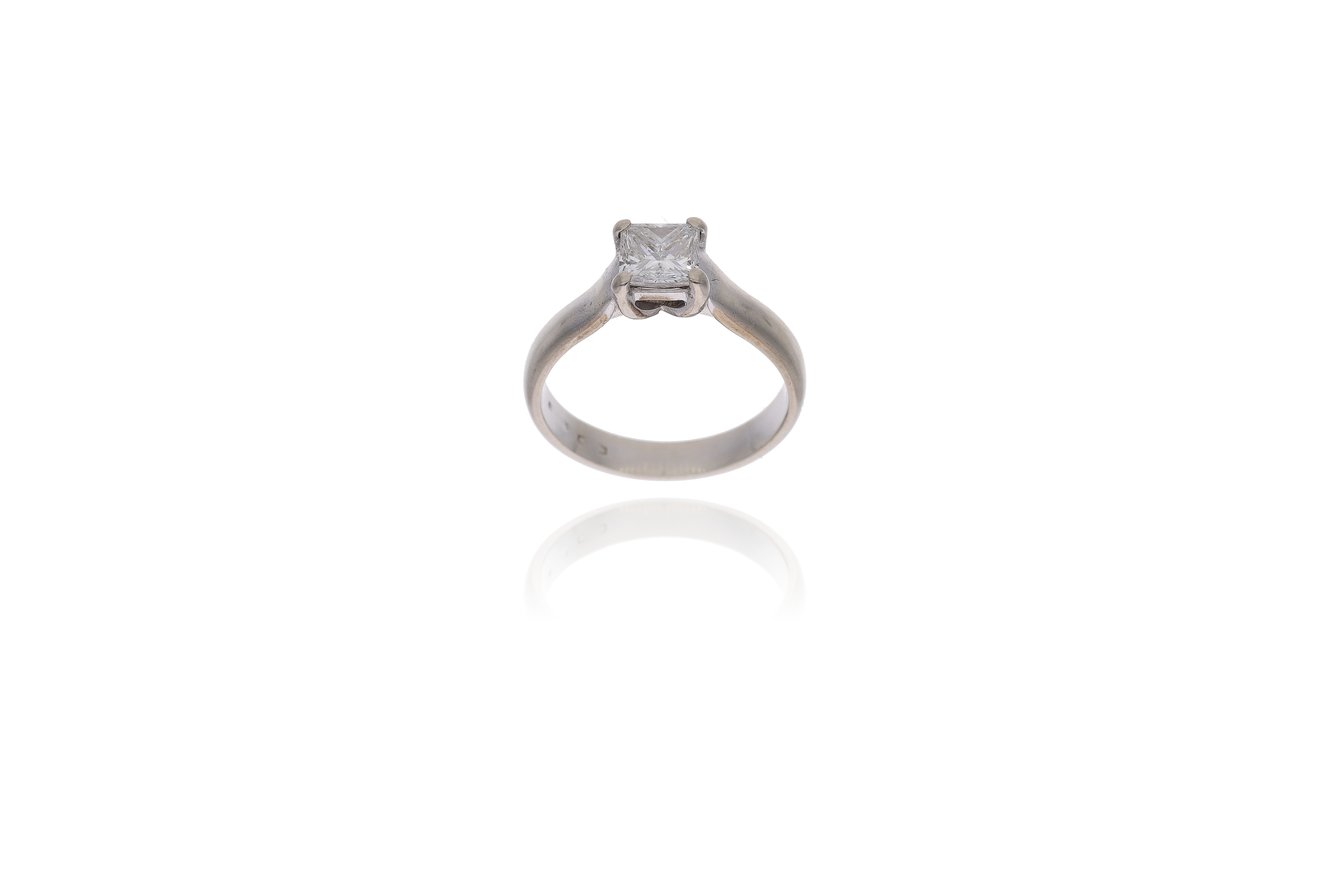 Anello con diamante - Asta Preziosi