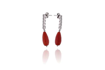 Orecchini con diamanti e corallo - Asta Preziosi Orecchini con diamanti e corallo - Asta Preziosi