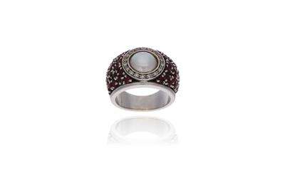 Anello con diamanti, rubini e perla mabe' - Asta Preziosi Anello con diamanti, rubini e perla mabe' - Asta Preziosi