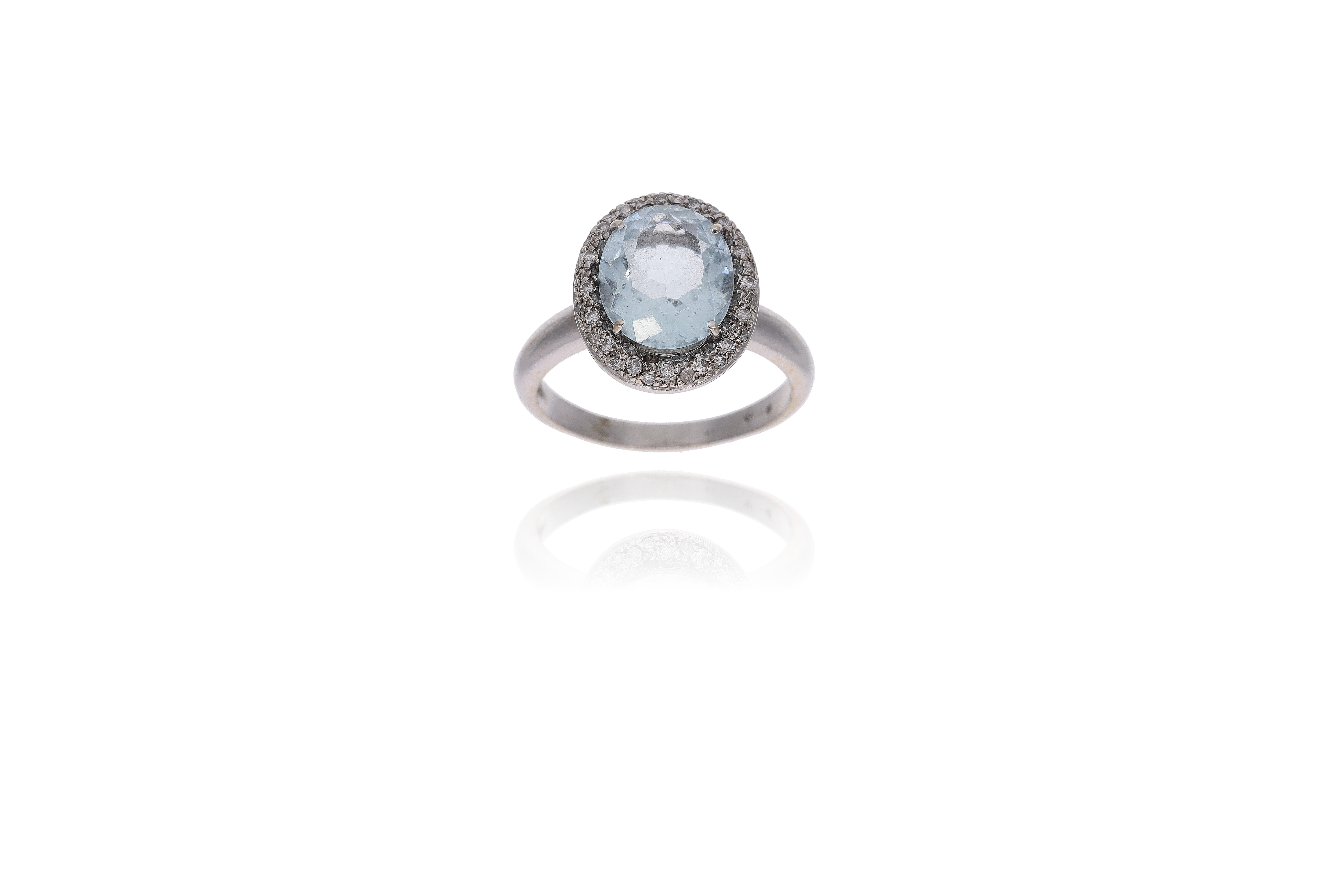 Anello con acquamarina e diamanti - Asta Preziosi