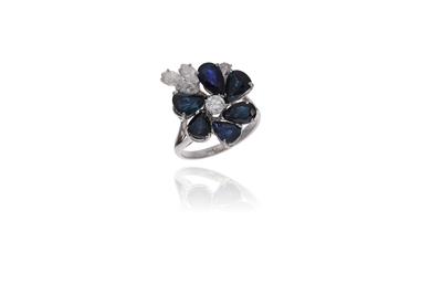 Anello con diamanti e zaffiri - Asta Preziosi Anello con diamanti e zaffiri - Asta Preziosi