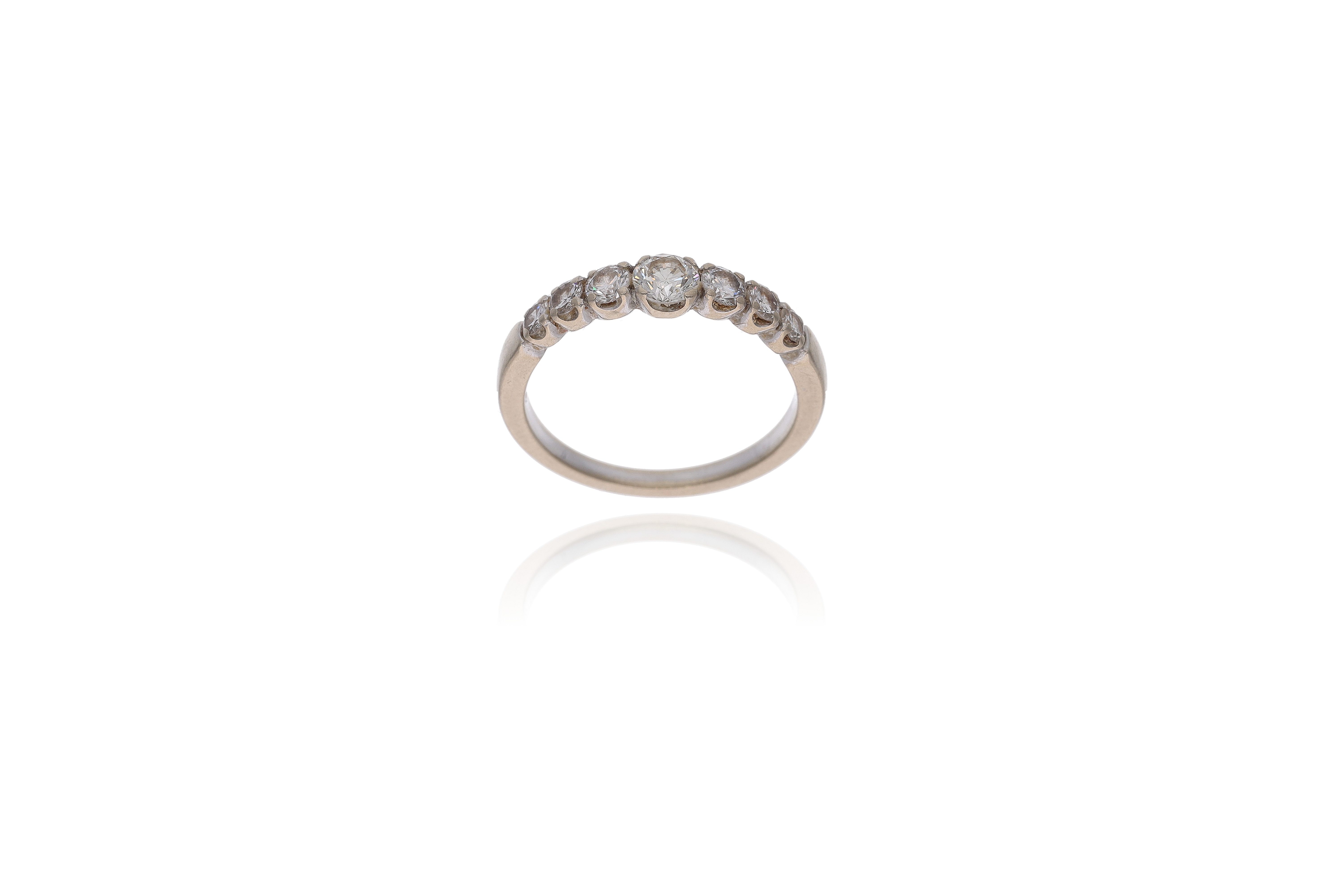 Anello con diamanti - Asta Preziosi