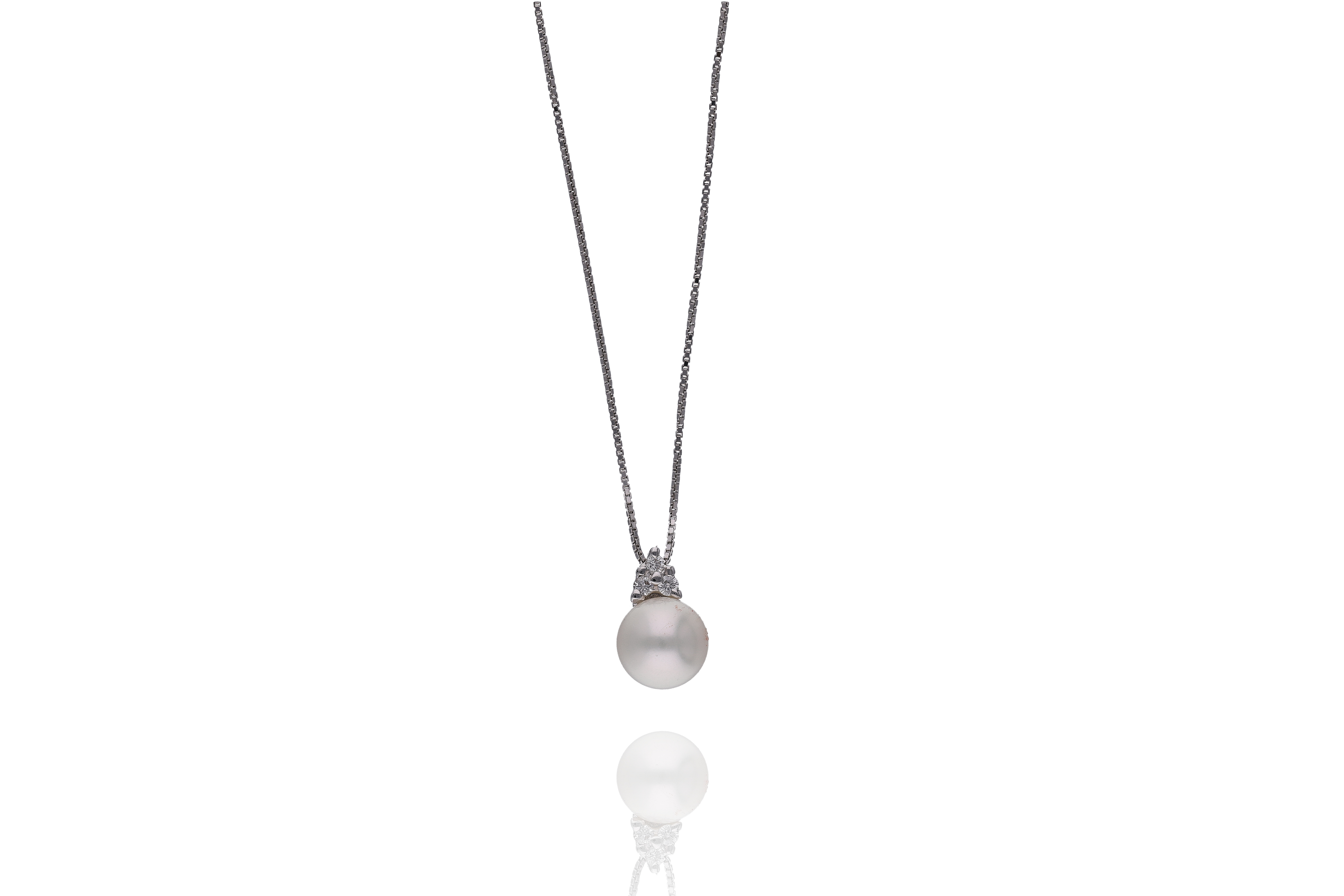 Collana con perla e diamanti - Asta Preziosi