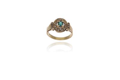 Anello con smeraldo e diamanti - Asta Preziosi Anello con smeraldo e diamanti - Asta Preziosi