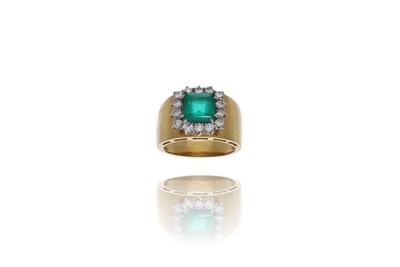 Anello con diamanti e pietra - Asta Preziosi Anello con diamanti e pietra - Asta Preziosi