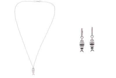 Joyfish, collana con ciondolo e orecchini con diamanti, diamanti neri e pietre - Asta Preziosi Joyfish, collana con ciondolo e orecchini con diamanti, diamanti neri e pietre - Asta Preziosi