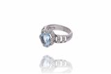 Anello con diamanti e acquamarina - Asta Preziosi Anello con diamanti e acquamarina - Asta Preziosi