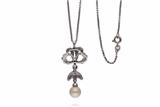 Collana con ciondolo, perla e diamanti - Asta Preziosi
