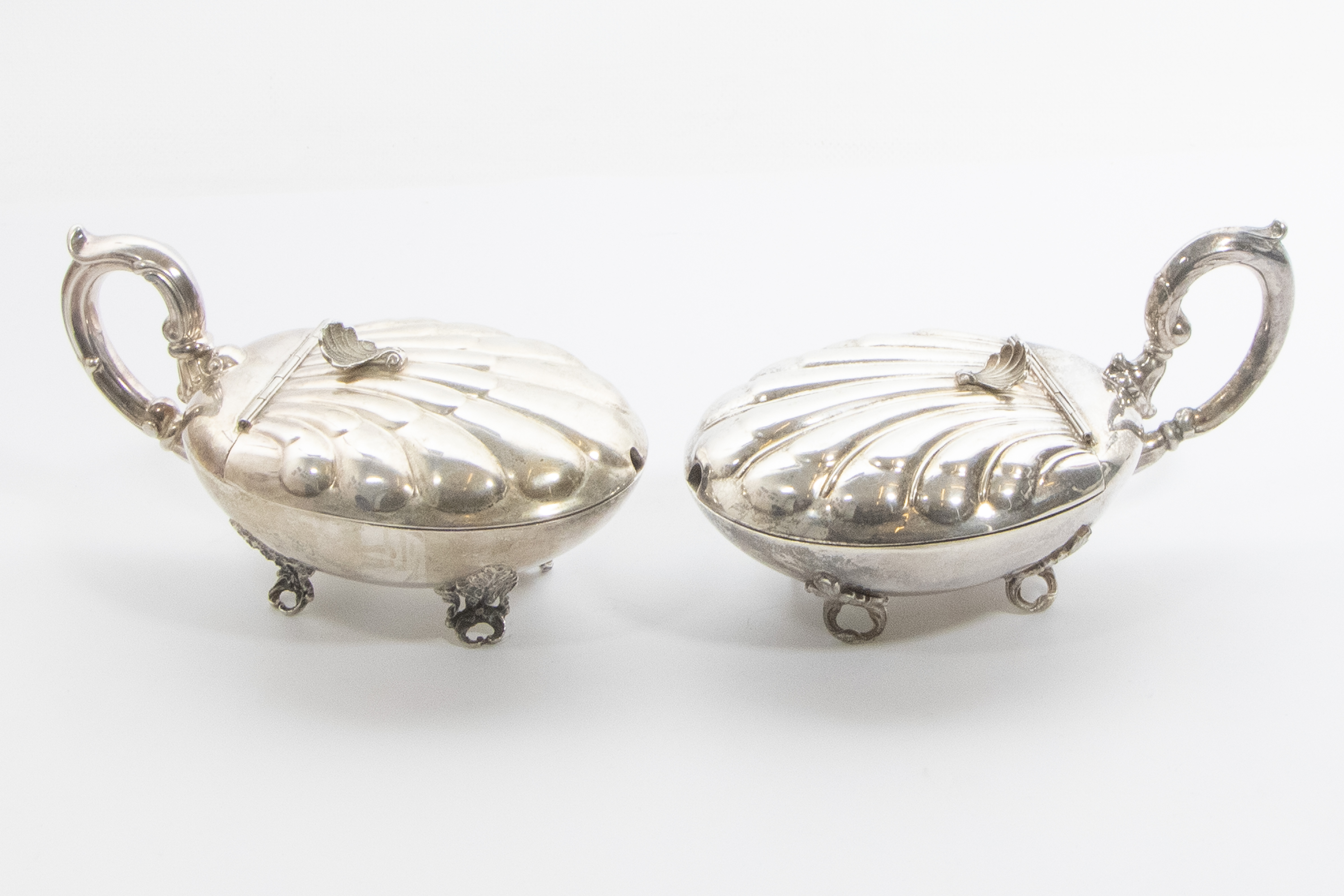 Coppia di formaggere in argento - Asta Preziosi
