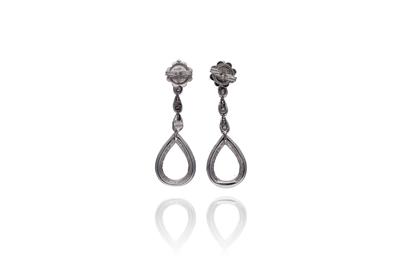 Orecchini con diamanti - Asta Preziosi Orecchini con diamanti - Asta Preziosi