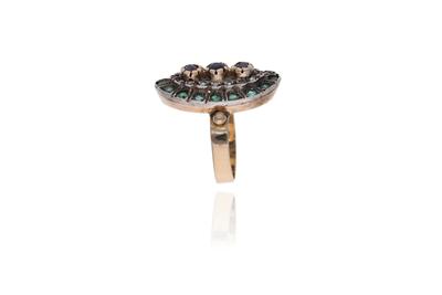 Anello con smeraldi, zaffiro, diamanti e pietre - Asta Preziosi Anello con smeraldi, zaffiro, diamanti e pietre - Asta Preziosi