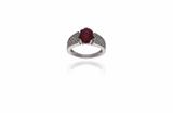 Anello con tormalina rossa e diamanti - Asta Preziosi Anello con tormalina rossa e diamanti - Asta Preziosi