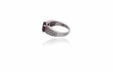 Anello con tormalina rossa e diamanti - Asta Preziosi Anello con tormalina rossa e diamanti - Asta Preziosi