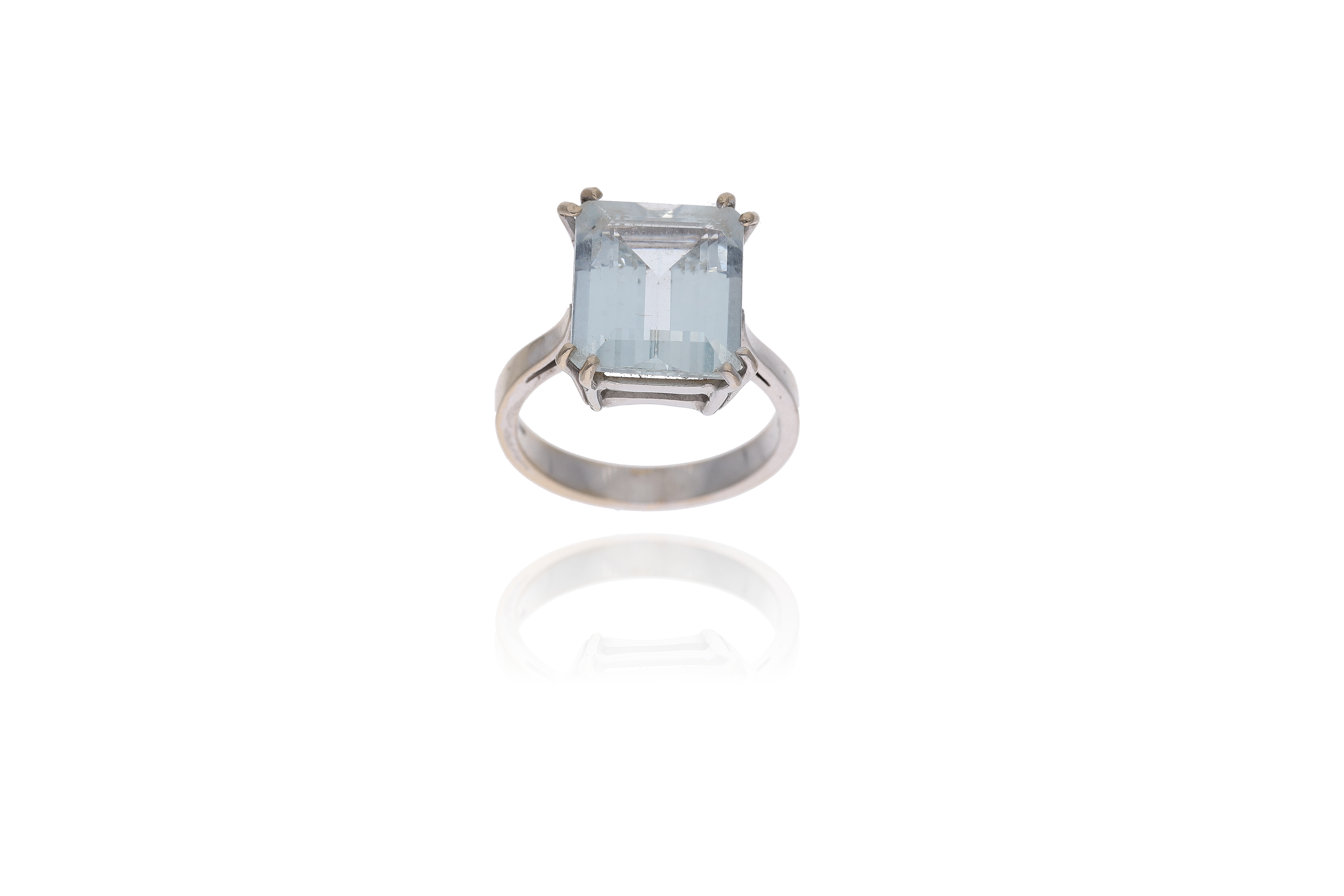 Anello con acquamarina - Asta Preziosi
