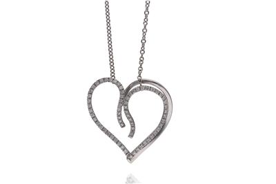 Collana con ciondolo e diamanti - Asta Preziosi Collana con ciondolo e diamanti - Asta Preziosi