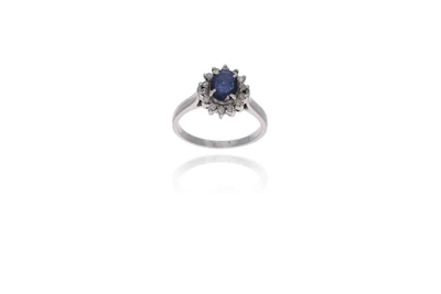 Anello con zaffiro e diamanti - Asta Preziosi Anello con zaffiro e diamanti - Asta Preziosi
