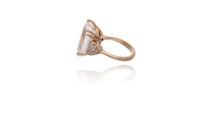 Alfieri & St. John, anello con quarzo e diamanti - Asta Preziosi Alfieri & St. John, anello con quarzo e diamanti - Asta Preziosi