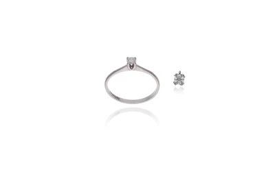 Anello e ciondolo, con diamanti - Asta Preziosi