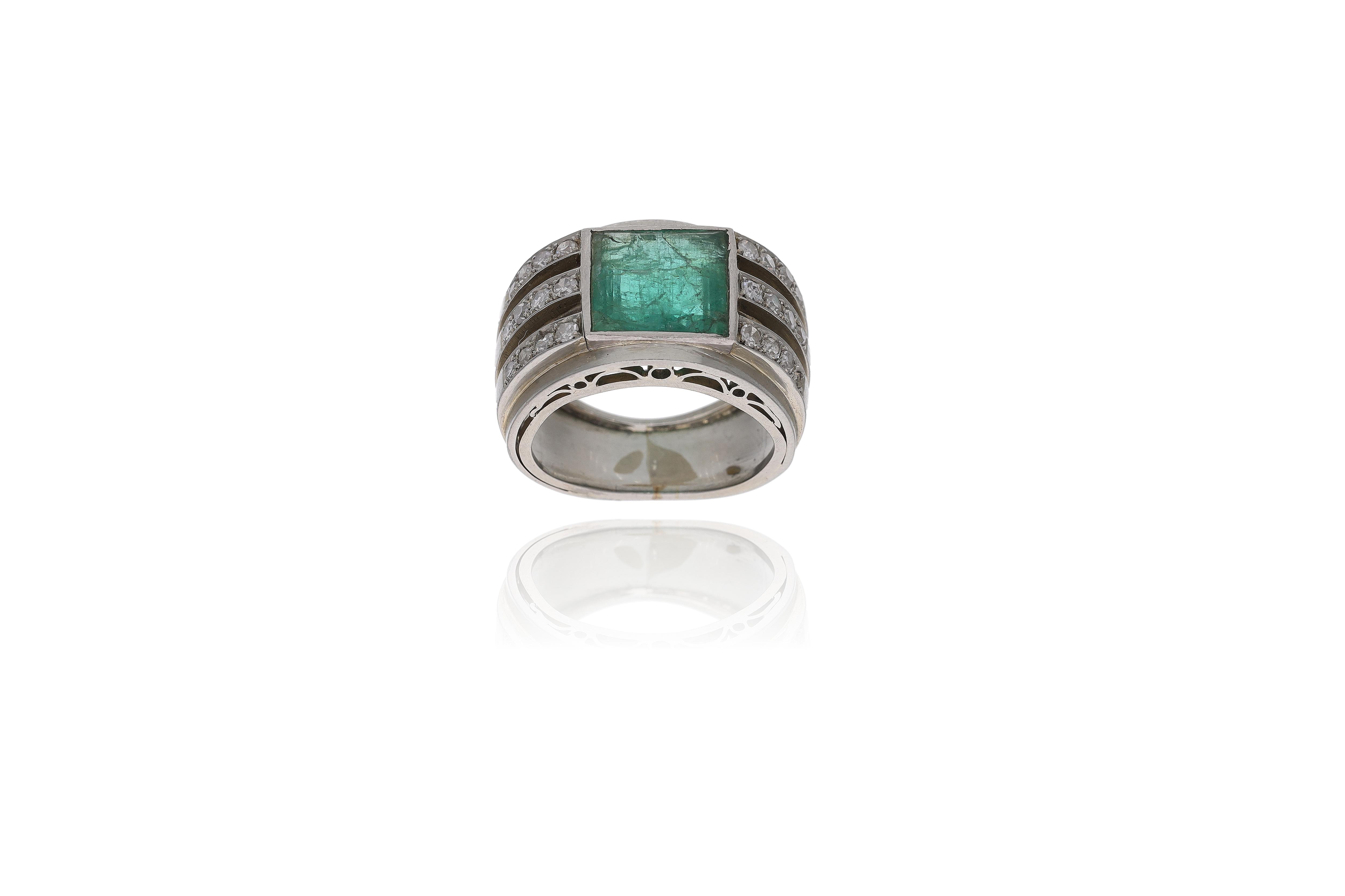 Anello con smeraldo e diamanti - Asta Preziosi