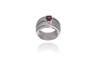 Anello con rubino e diamanti - Asta Preziosi Anello con rubino e diamanti - Asta Preziosi