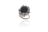 Anello con zaffiro e diamanti - Asta Preziosi Anello con zaffiro e diamanti - Asta Preziosi
