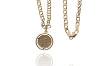 Collana e ciondolo in oro - Asta Preziosi