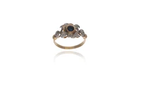 Anello con zaffiro e diamanti - Asta Preziosi Anello con zaffiro e diamanti - Asta Preziosi