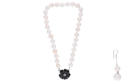 Collana e orecchino con calcedoni - Asta Preziosi Collana e orecchino con calcedoni - Asta Preziosi