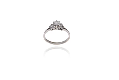 Anello con diamanti - Asta Preziosi Anello con diamanti - Asta Preziosi