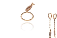 Joyfish, anello e paio di orecchini con diamanti - Asta Preziosi Joyfish, anello e paio di orecchini con diamanti - Asta Preziosi
